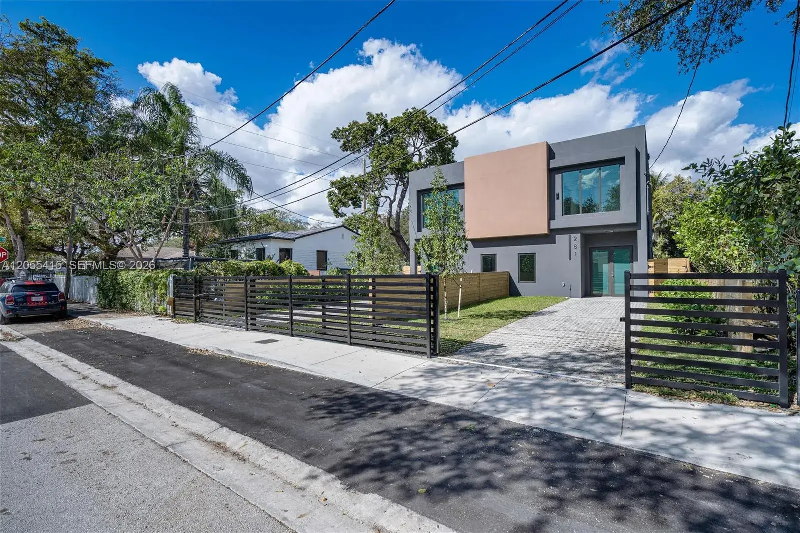 283 NW 52nd St, Miami FL 33127