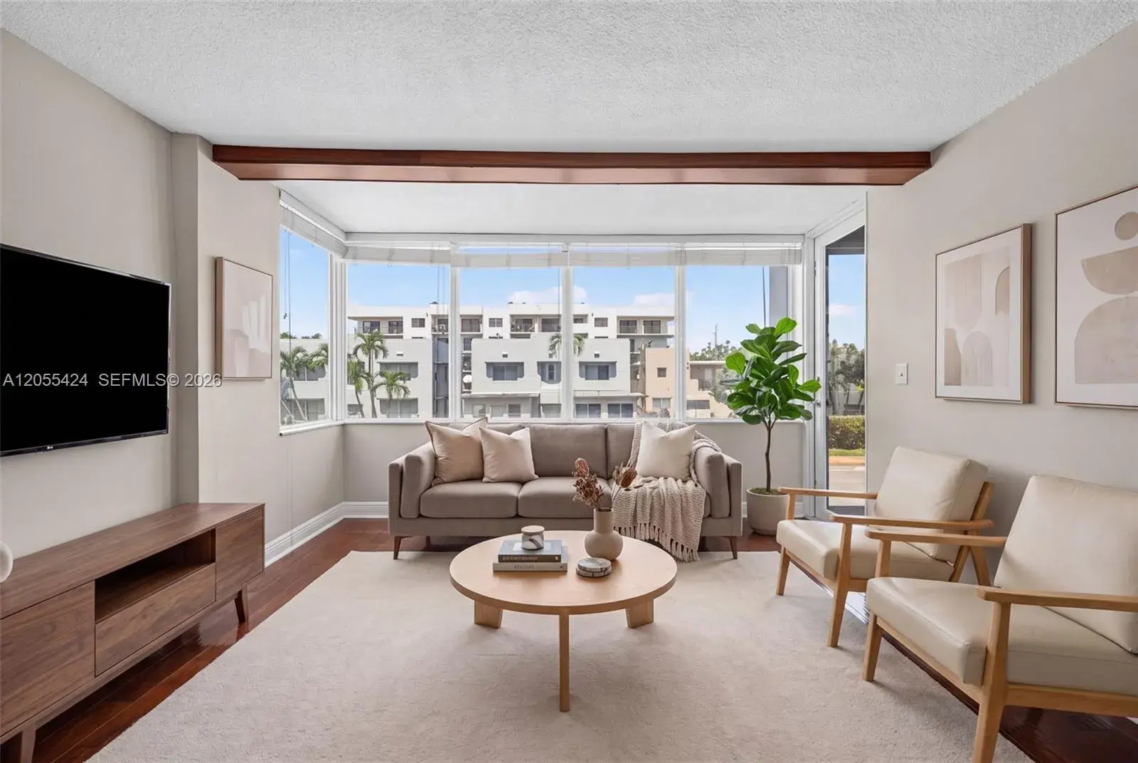 2 bedroom 2 bath Residential Lease for rent at 8233 Harding Ave # 208, Miami Beach FL 33141
