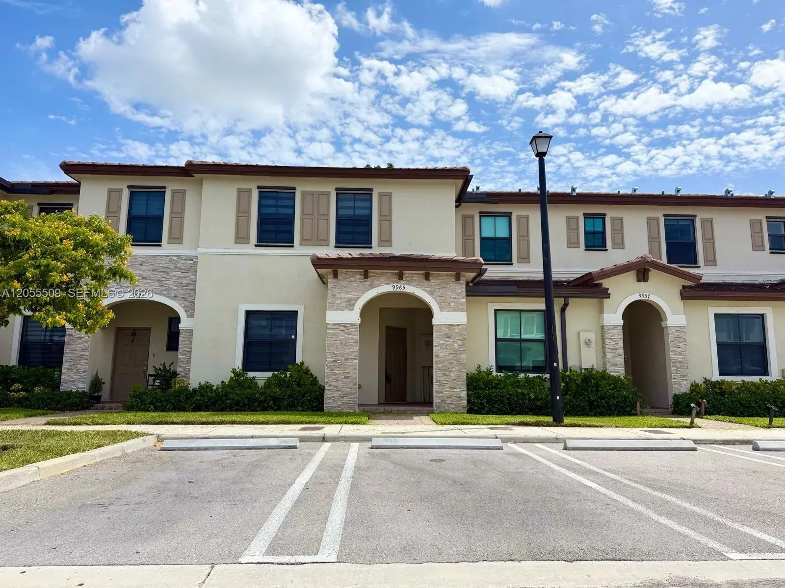 3 bedroom 2 bath Residential for sale at 9965 SW 228th Ter, Miami FL 33190