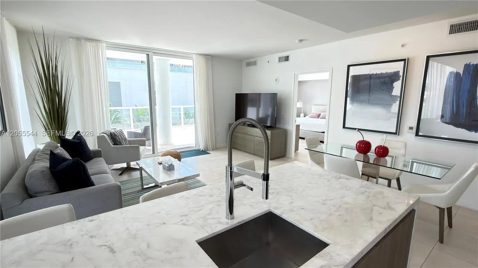 2 bedroom 2 bath Residential for sale at 401 N Birch Rd # 415, Fort Lauderdale FL 33304