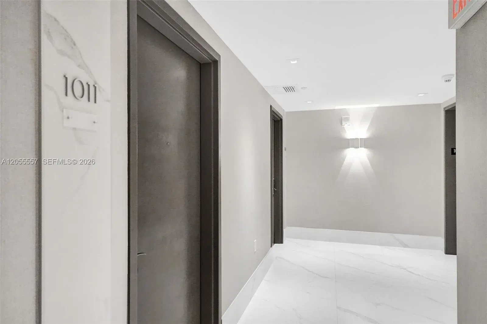 400 Alton Rd # 1011, Miami Beach FL 33139