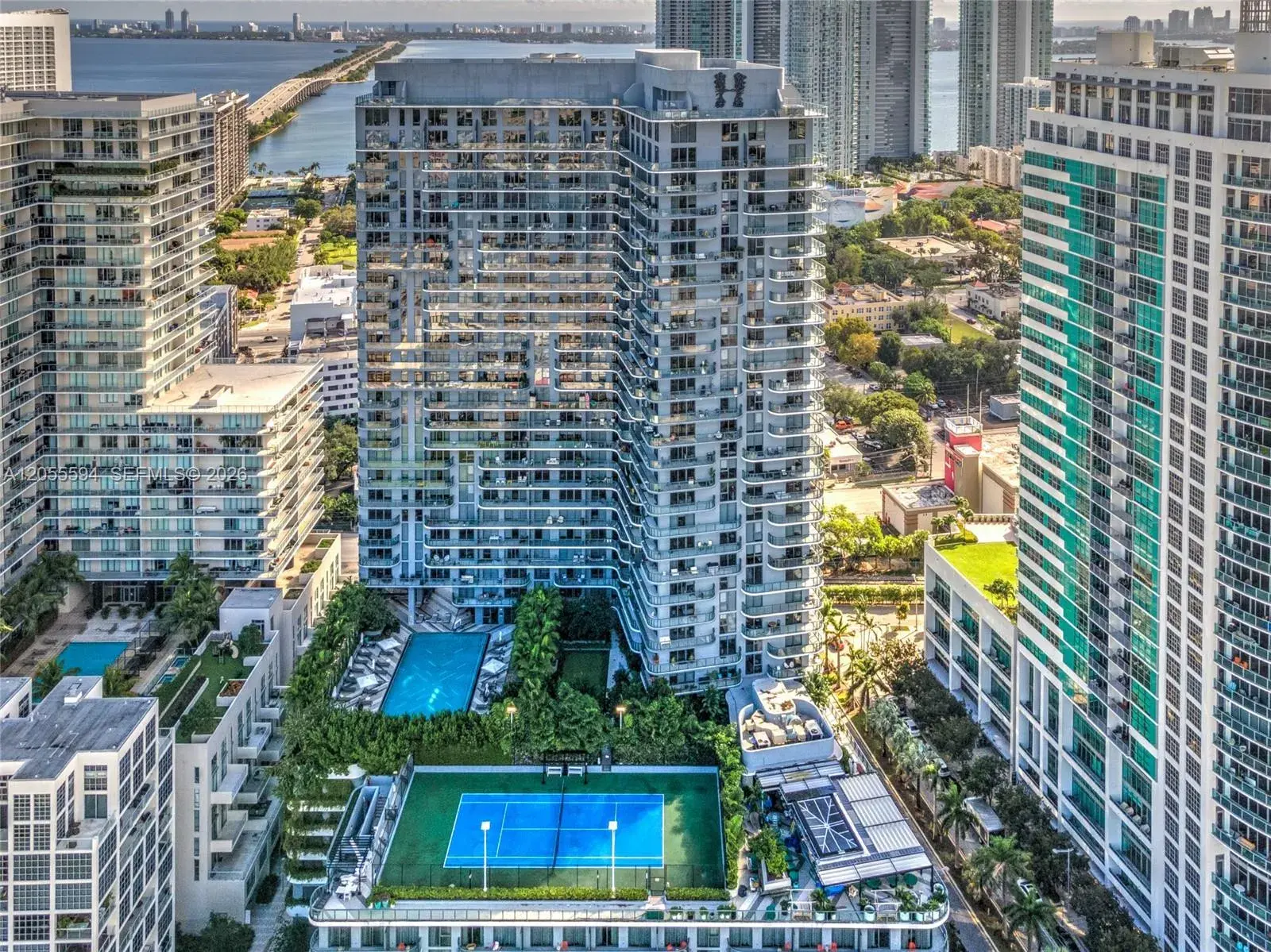 2 bedroom 2 bath Residential Lease for rent at 121 NE 34th St # 2701, Miami FL 33137