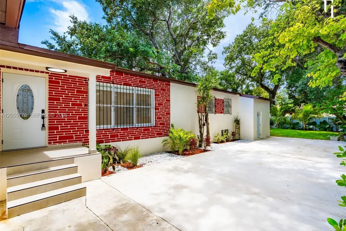 3228 NW 11th Ave, Miami FL 33127