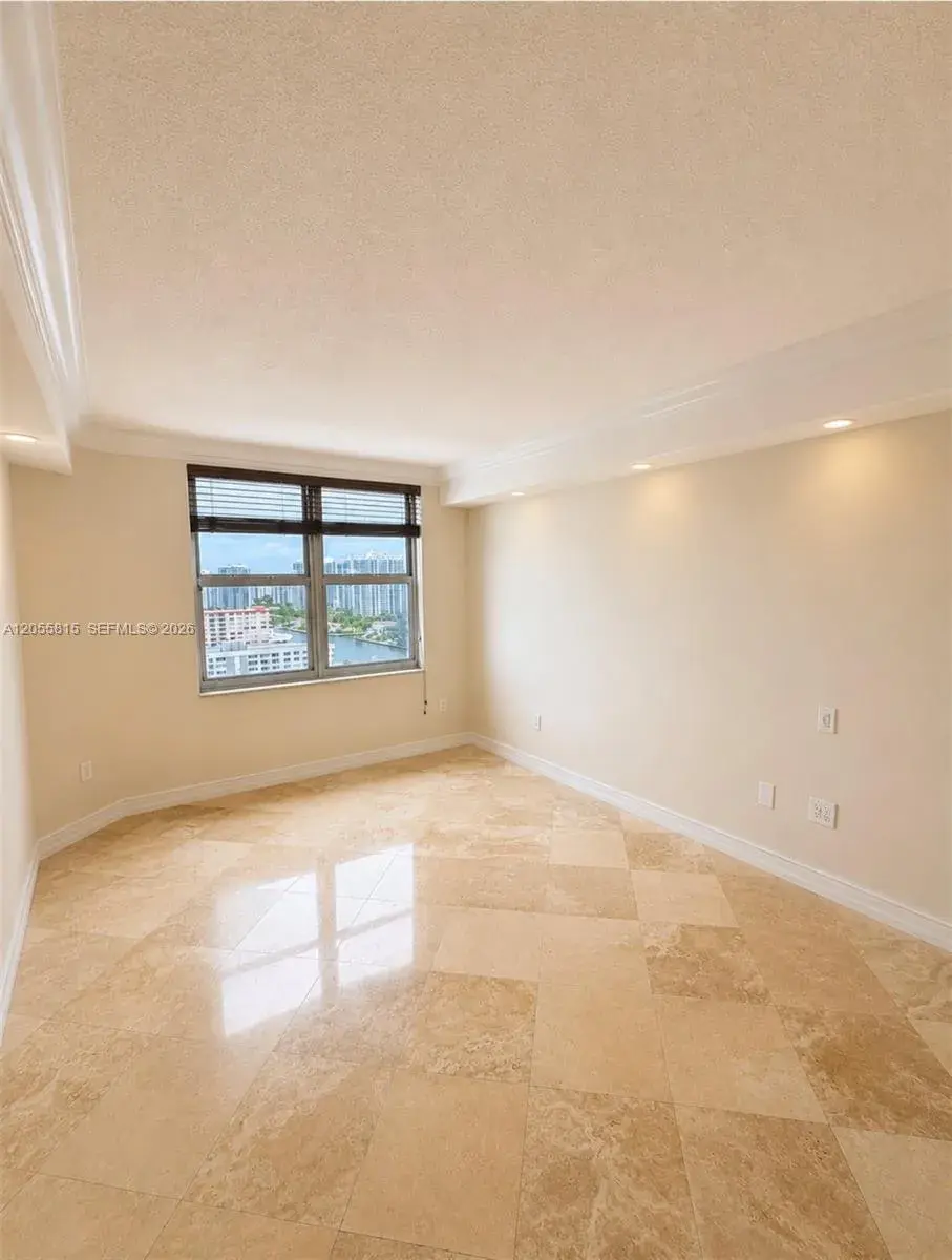 1985 S Ocean Dr # 20A, Hallandale Beach FL 33009