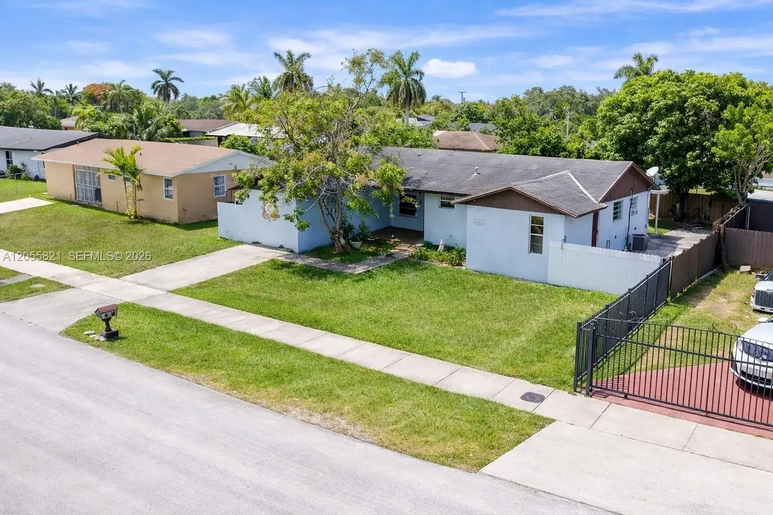 10221 SW 169th St, Miami FL 33157