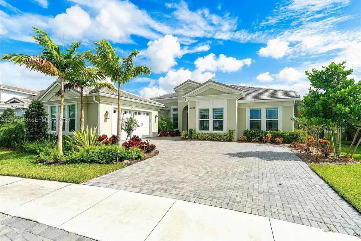 4662 Estates Cir, Westlake FL 33470