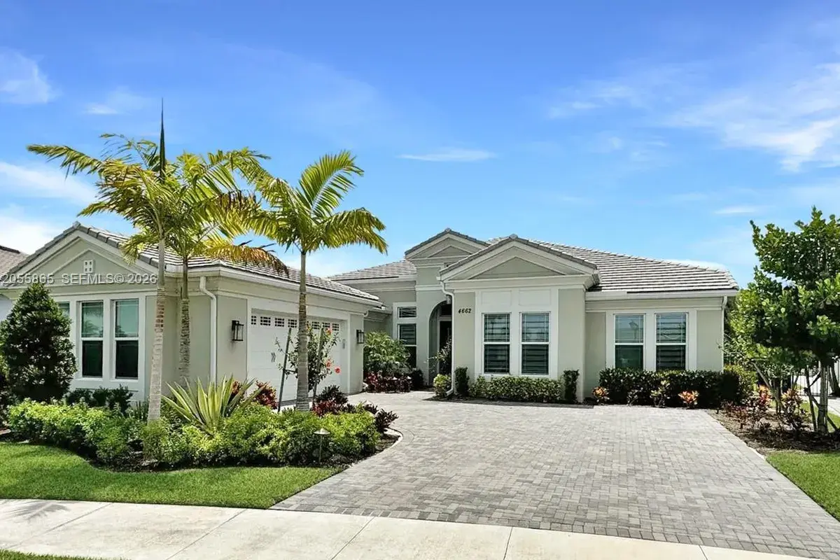 4662 Estates Cir, Westlake FL 33470