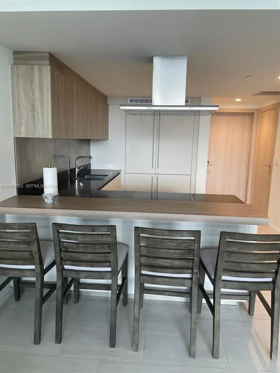 1000 Brickell Plaza # 2404, Miami FL 33131