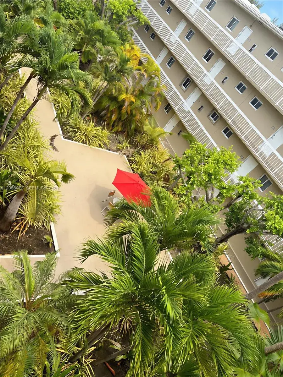 7860 Camino Real # 311, Miami FL 33143