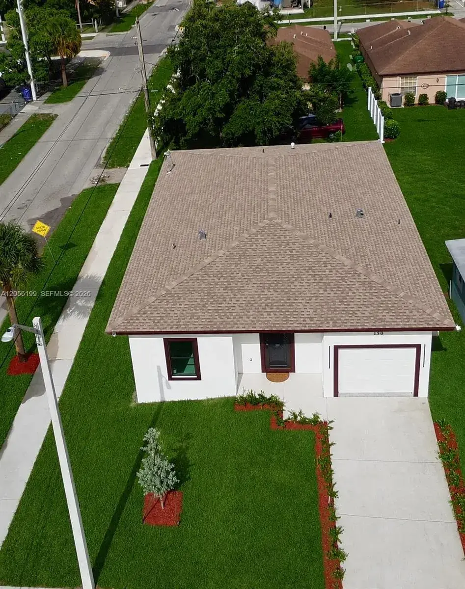 3 bedroom 2 bath Residential for sale at 130 NW 28th Ter, Fort Lauderdale FL 33311