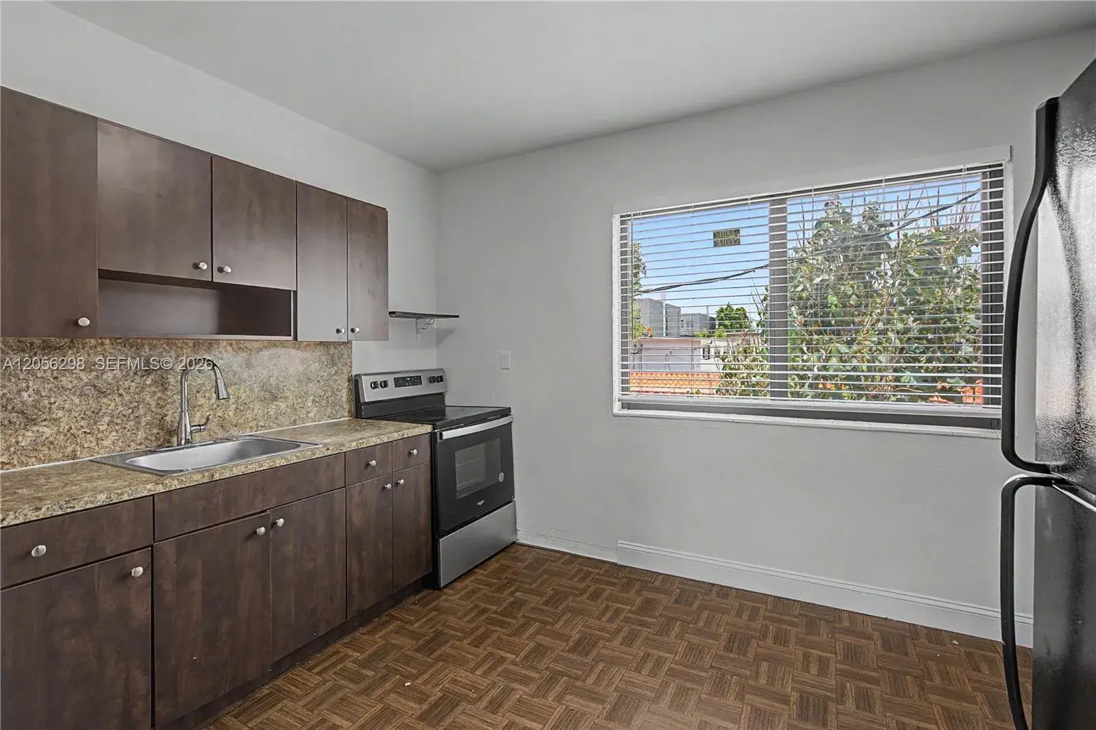 600 SW 9th Ave # 19, Miami FL 33130