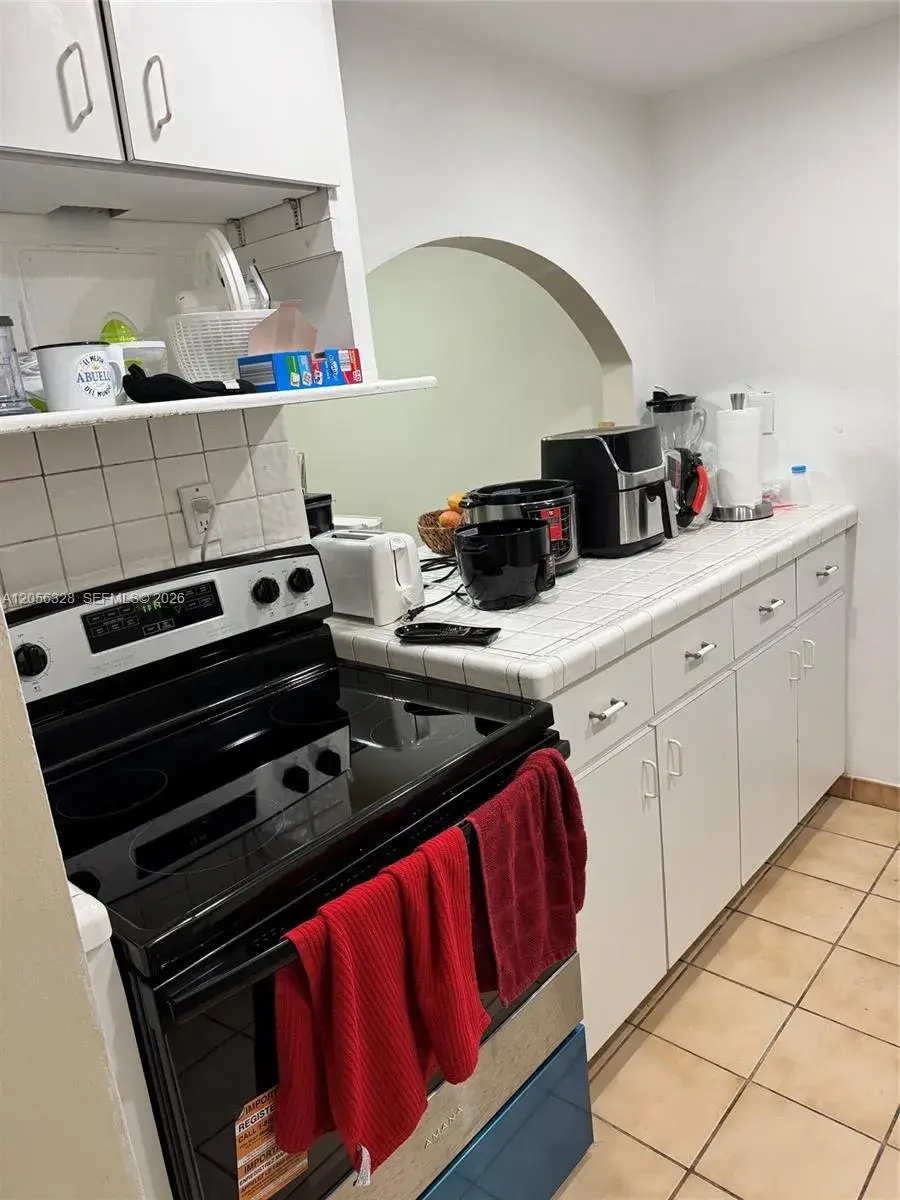 14201 N Kendall Dr # 408D, Miami FL 33186