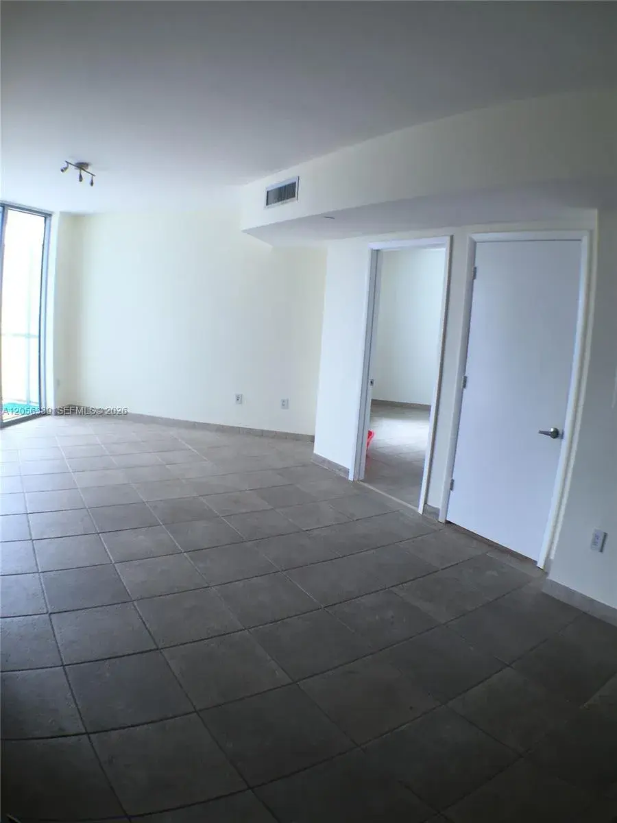 350 S Miami Ave # 3612, Miami FL 33130