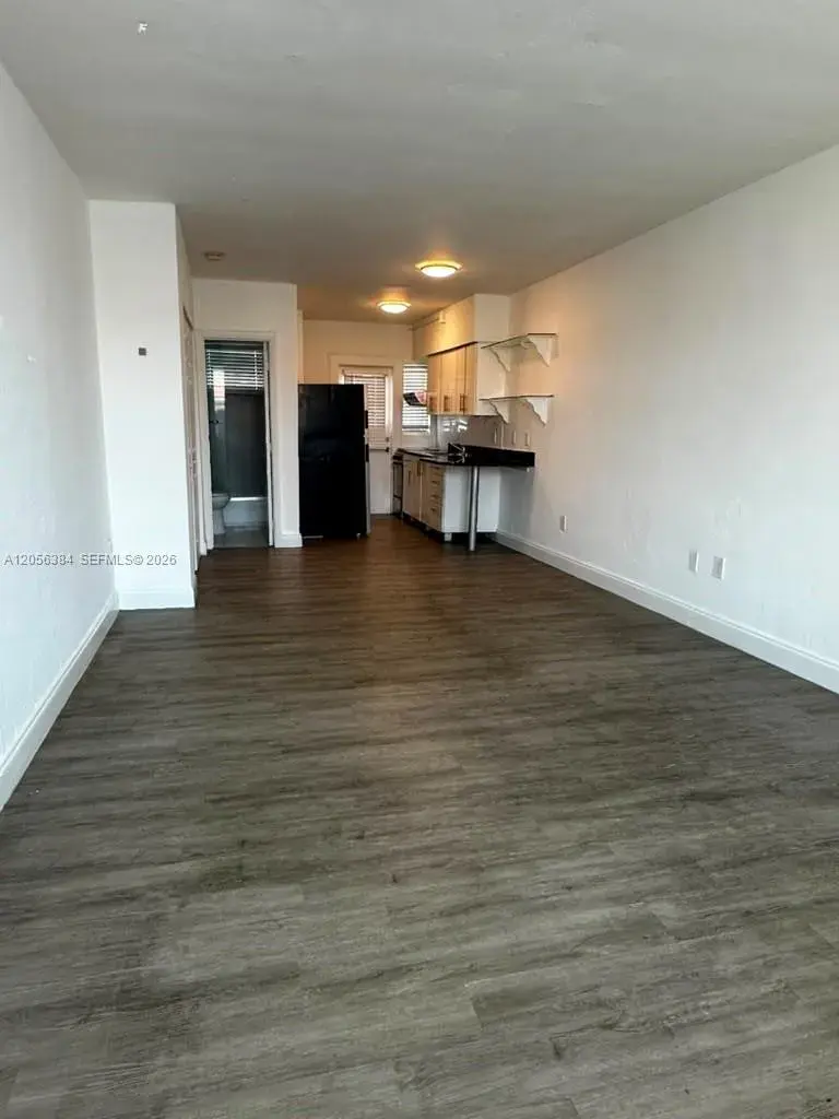 300 74th St # 17, Miami Beach FL 33141