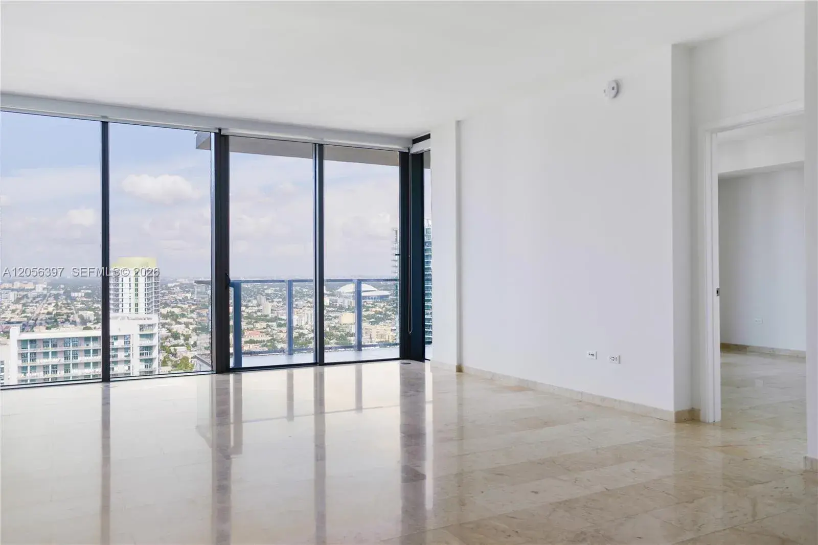 68 SE 6th St # 3908, Miami FL 33130