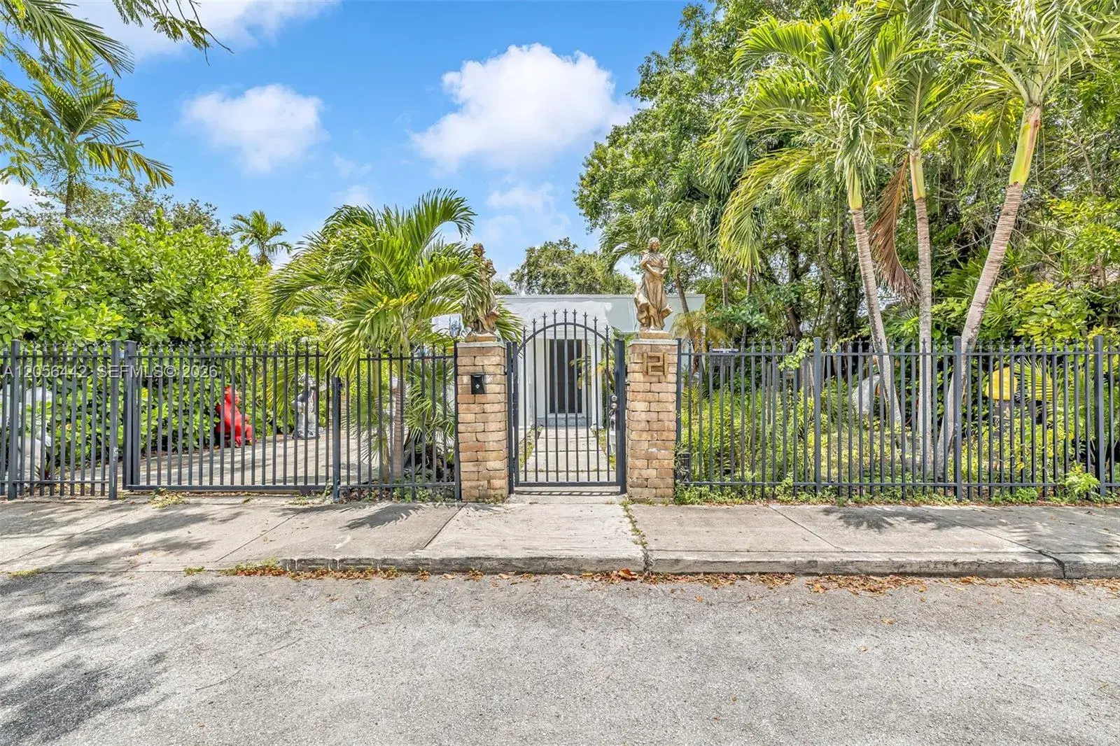 3 bedroom 1 bath Residential for sale at 121 NW 47th St, Miami FL 33127