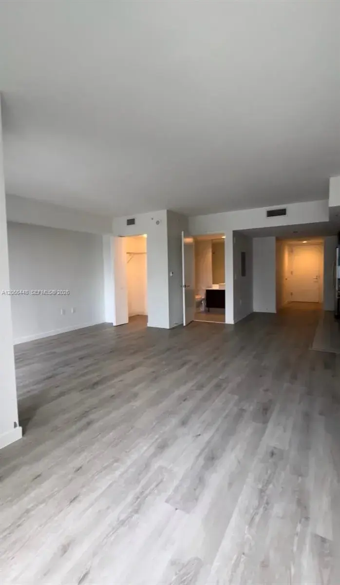 31 SE 6th St # 1503, Miami FL 33131