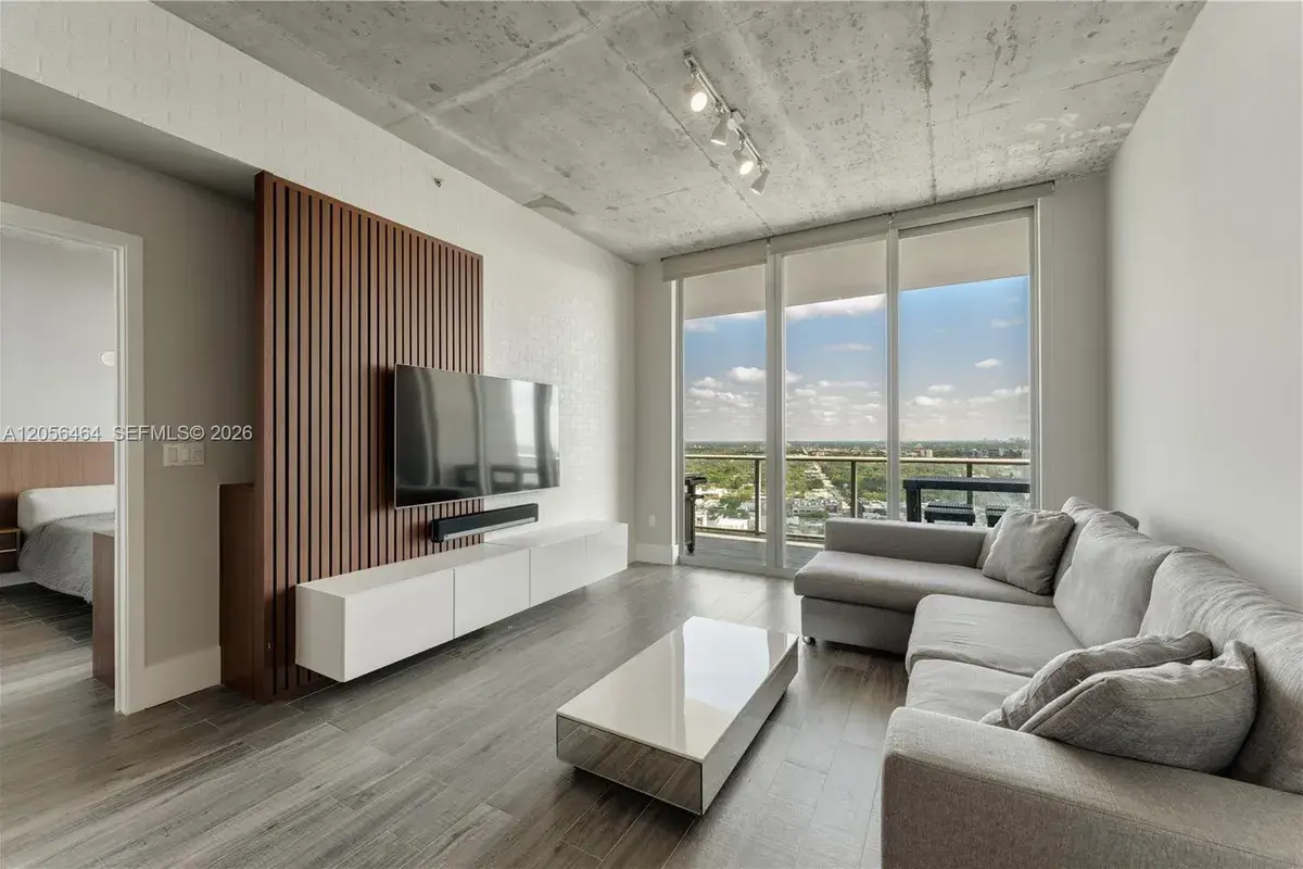 3470 E Coast Ave # H2302, Miami FL 33137
