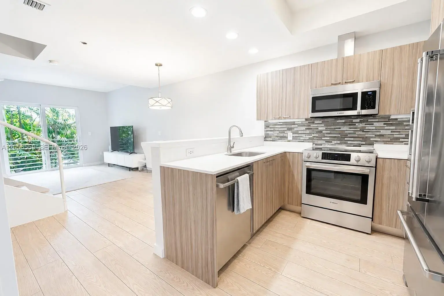 619 Meridian Ave # 4, Miami Beach FL 33139