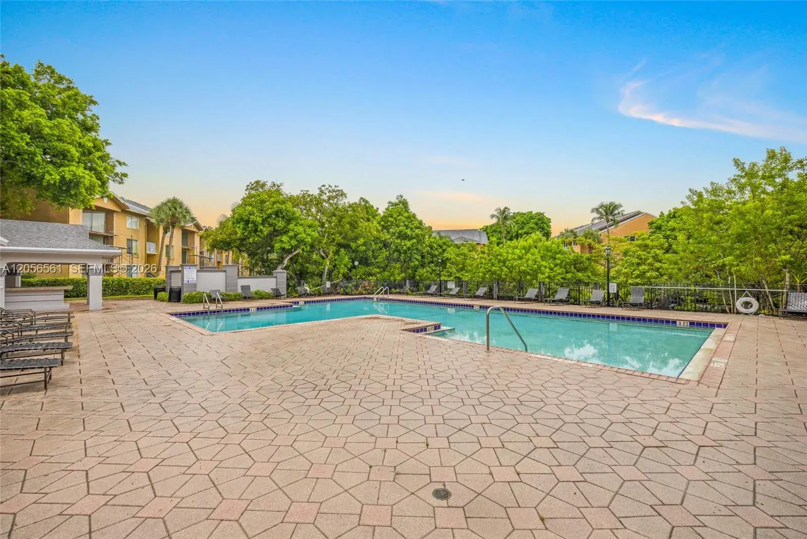 4025 W Mcnab Rd # E107, Pompano Beach FL 33069