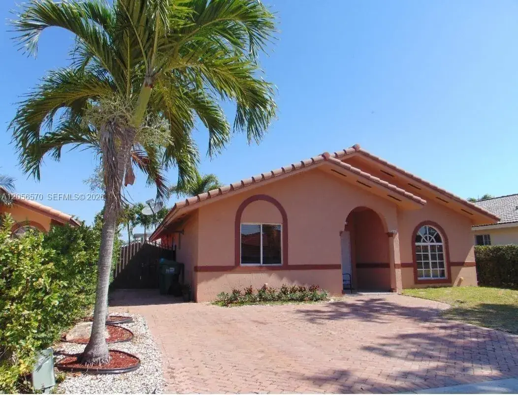 3 bedroom 2 bath Residential Lease for rent at 13817 SW 154th St, Miami FL 33177