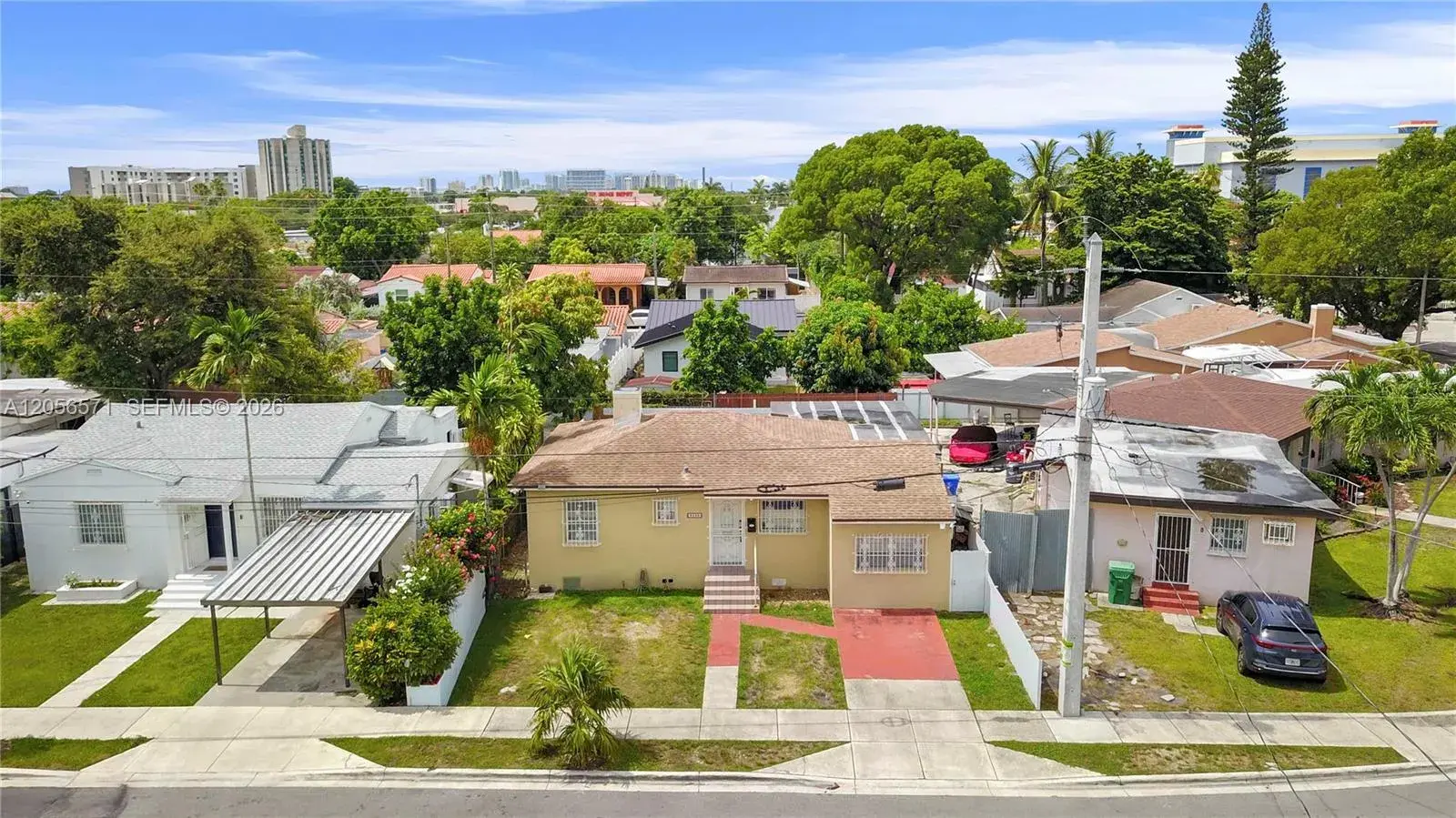 3080 SW 5th St, Miami FL 33135