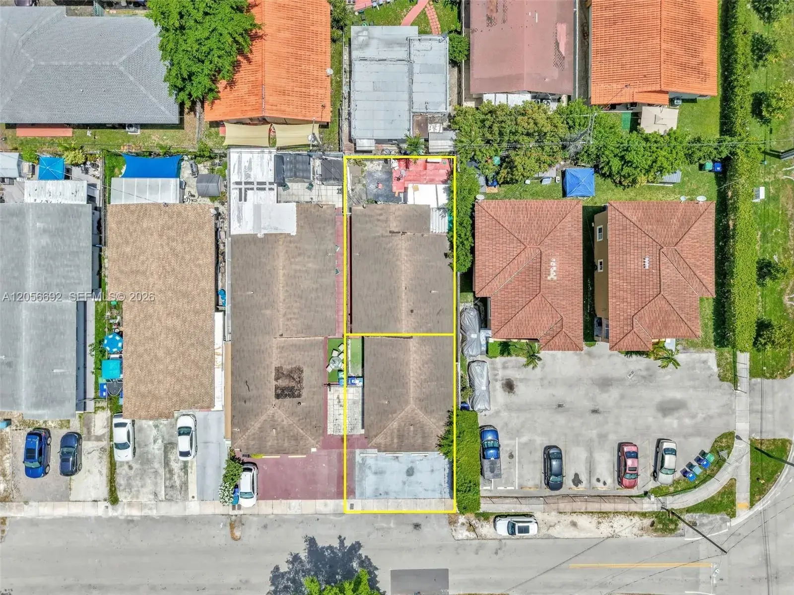 3231 SW 25th St, Miami FL 33133