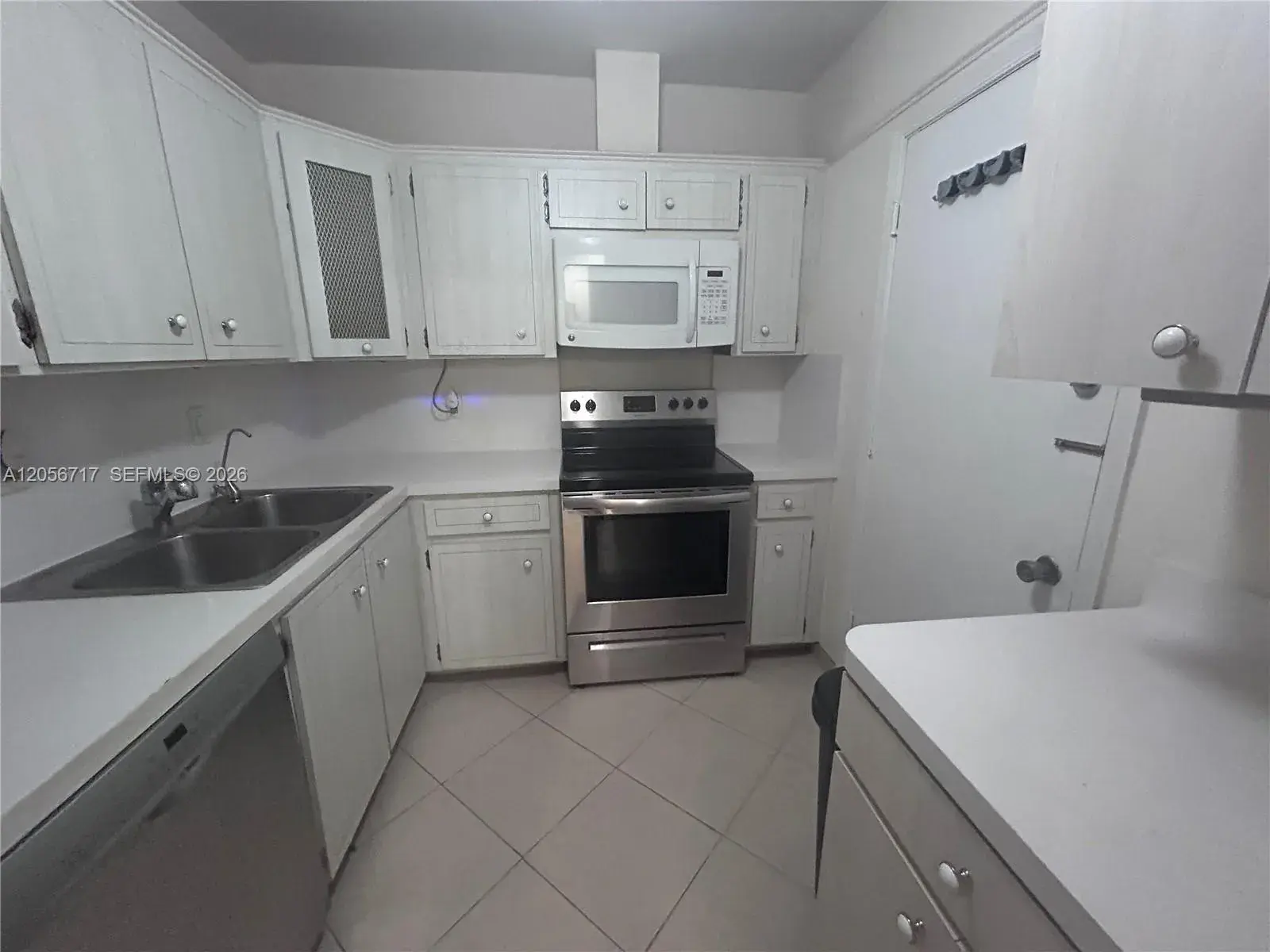 2 bedroom 2 bath Residential Lease for rent at 5700 NE 22nd Way # 324, Fort Lauderdale FL 33308