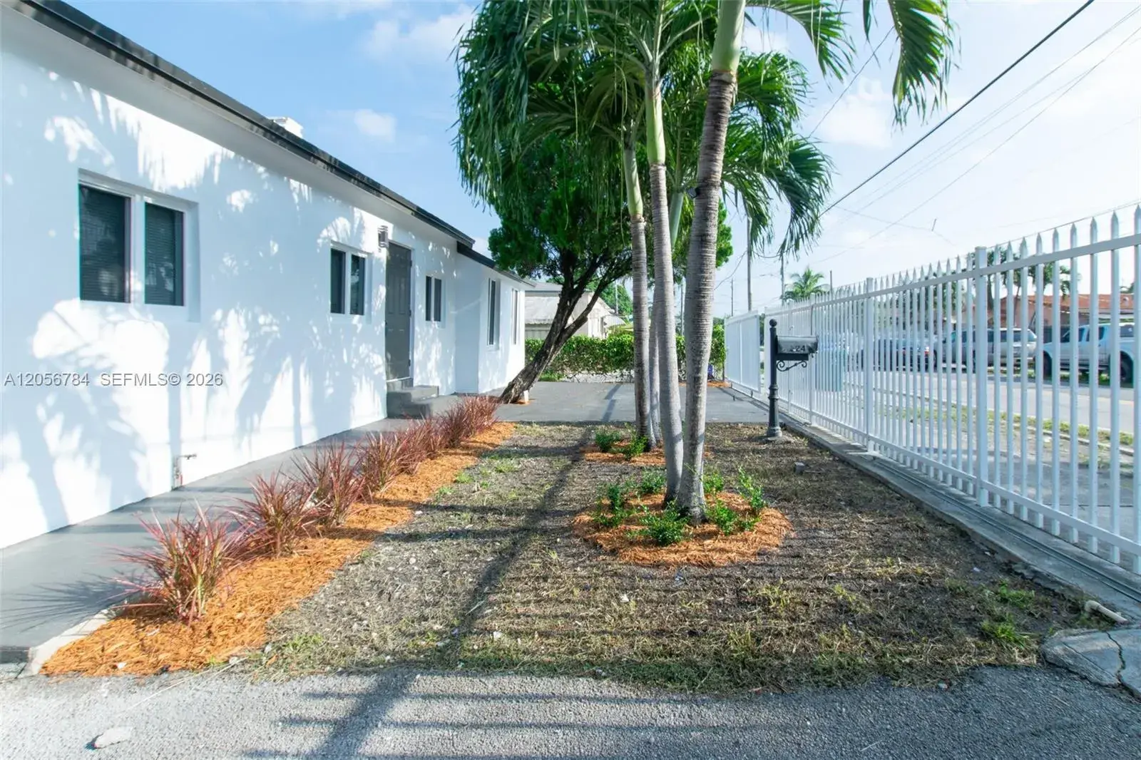 2324 NW 14th Ave, Miami FL 33142