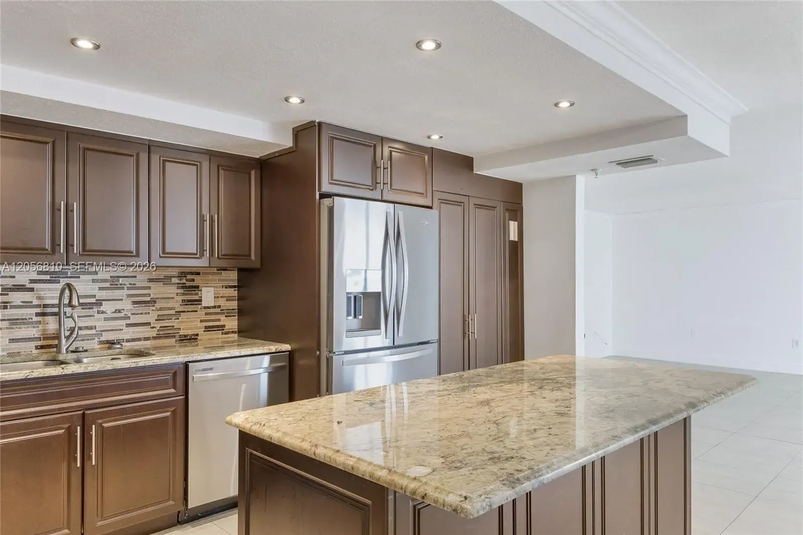 6061 Collins Ave # 15D, Miami Beach FL 33140