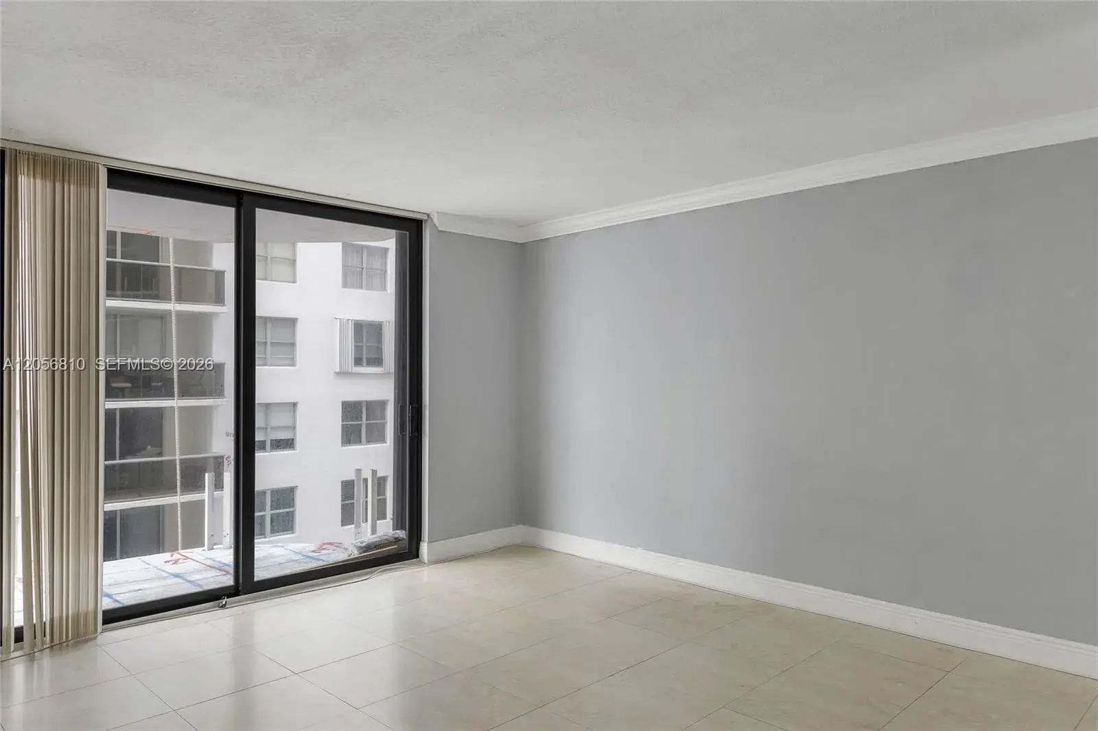 6061 Collins Ave # 15D, Miami Beach FL 33140