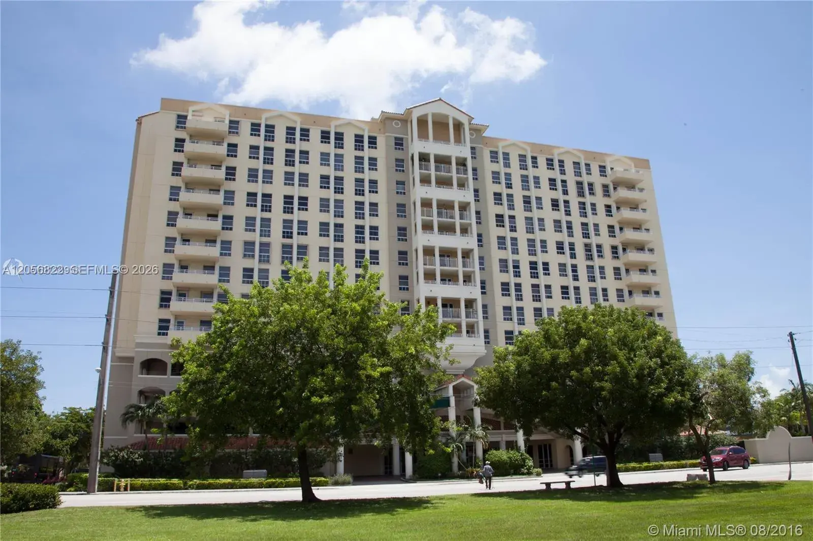 1 bedroom 1 bath Residential Lease for rent at 2351 Douglas Rd # 909, Miami FL 33145