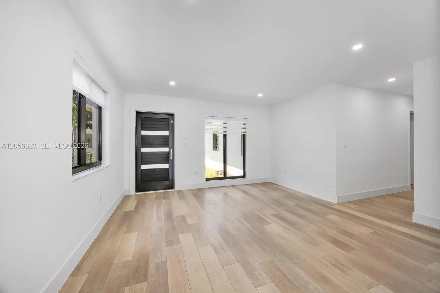 3052 SW 26th St # 3052, Miami FL 33133
