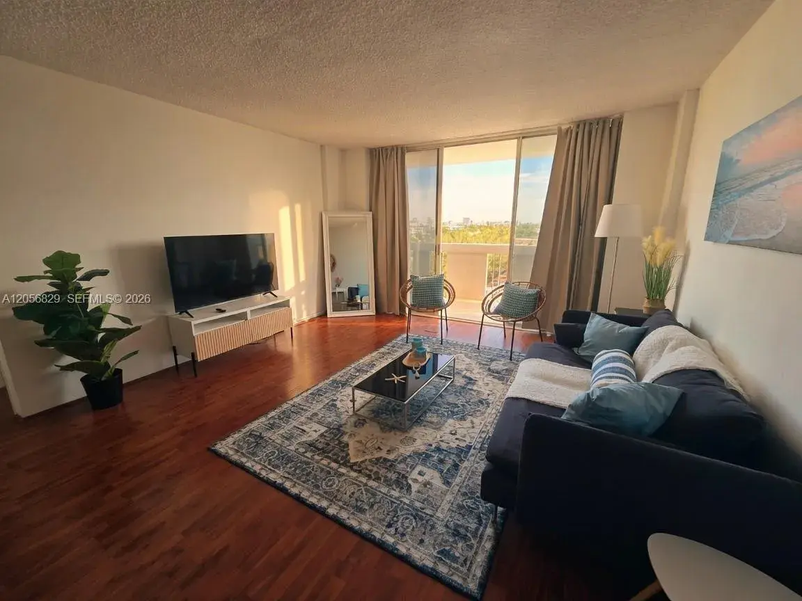 800 West Ave # 722, Miami Beach FL 33139