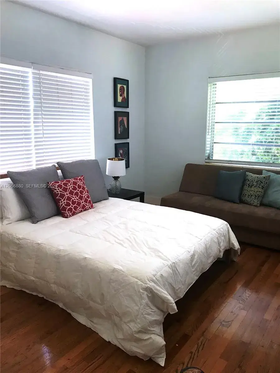 8024 Harding Ave # 5A, Miami Beach FL 33141