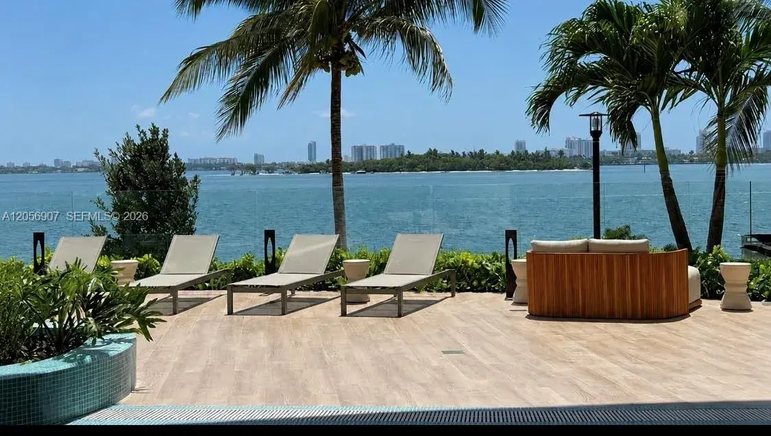 700 NE 24th St # 1202, Miami FL 33137