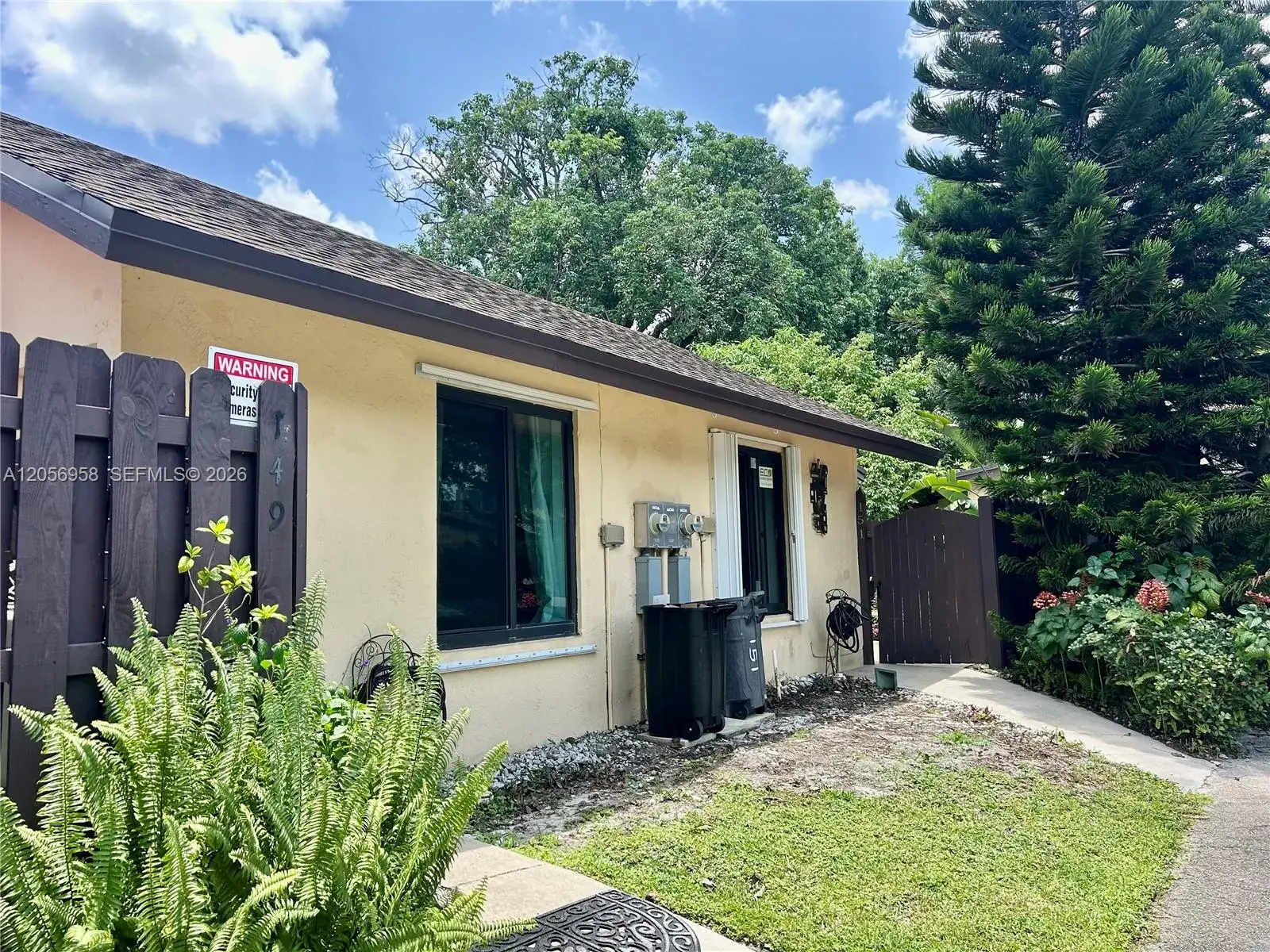 2 bedroom 2 bath Residential for sale at 151 Essex Rd # 30, Hollywood FL 33024
