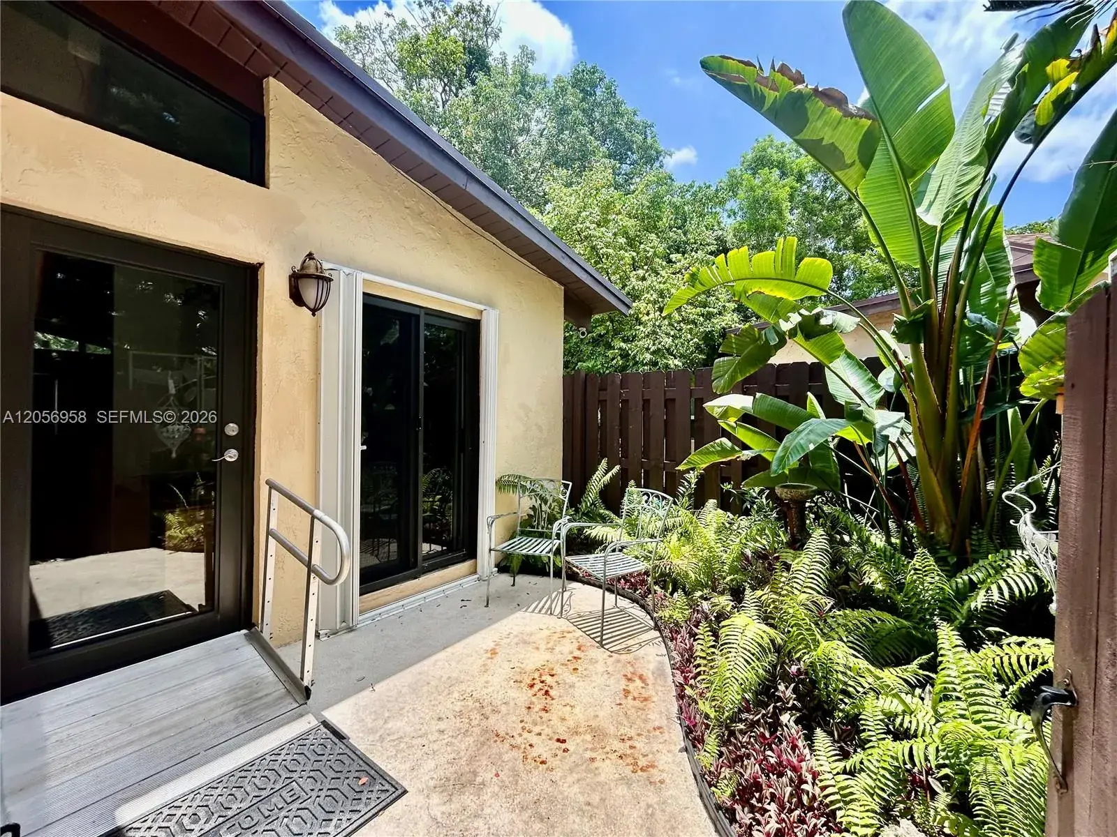 151 Essex Rd # 30, Hollywood FL 33024