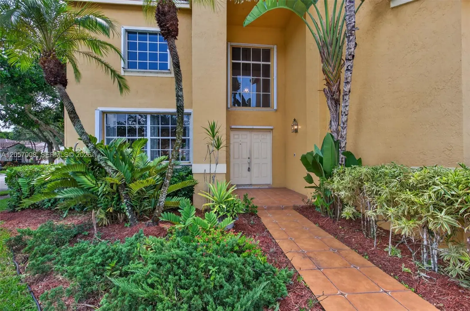 498 Cambridge Ln, Weston FL 33326