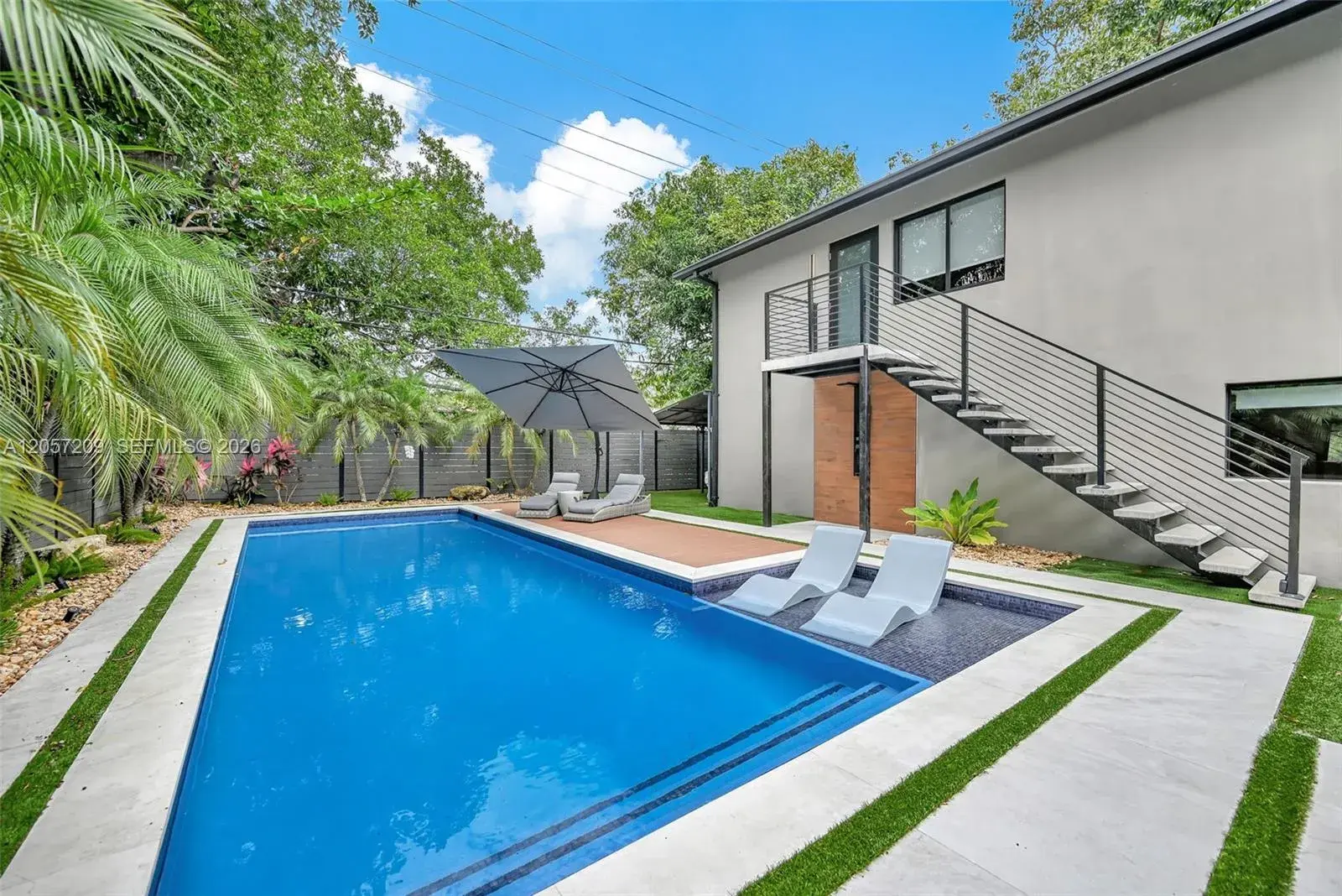 1 bedroom 1 bath Residential Lease for rent at 145 NE 49th St # B, Miami FL 33137