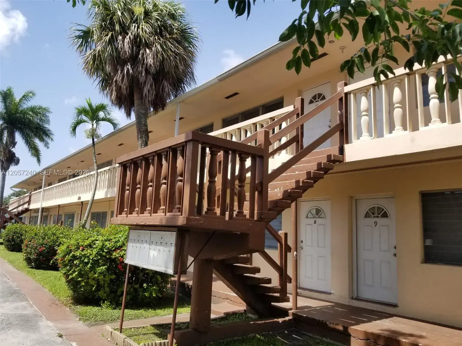 280 SW 11th Ave # 18, Hallandale Beach FL 33009
