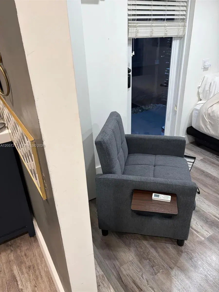 840 NE 159th St # 1, North Miami Beach FL 33162