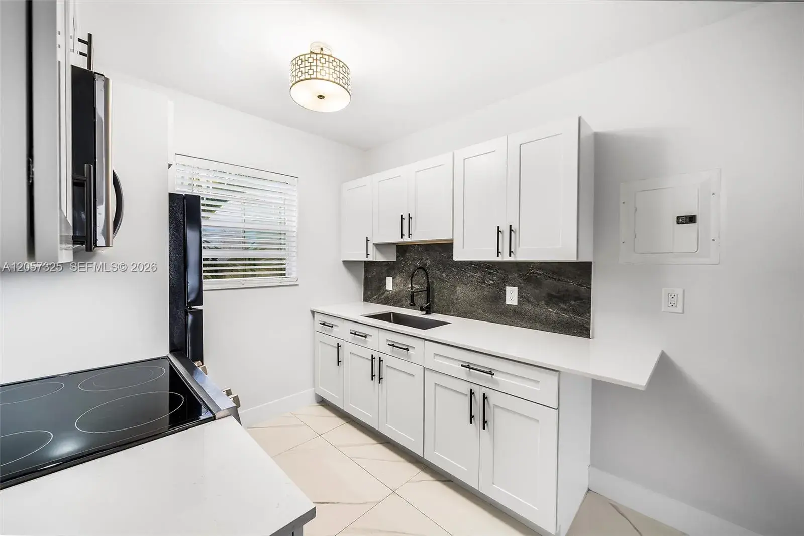 1 bath Residential Lease for rent at 410 Euclid Ave # 11, Miami Beach FL 33139