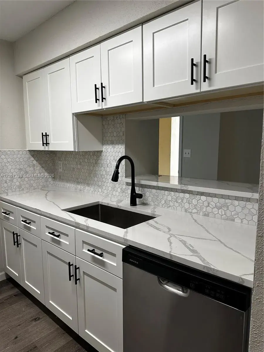 833 Riverside Dr # 831, Coral Springs FL 33071