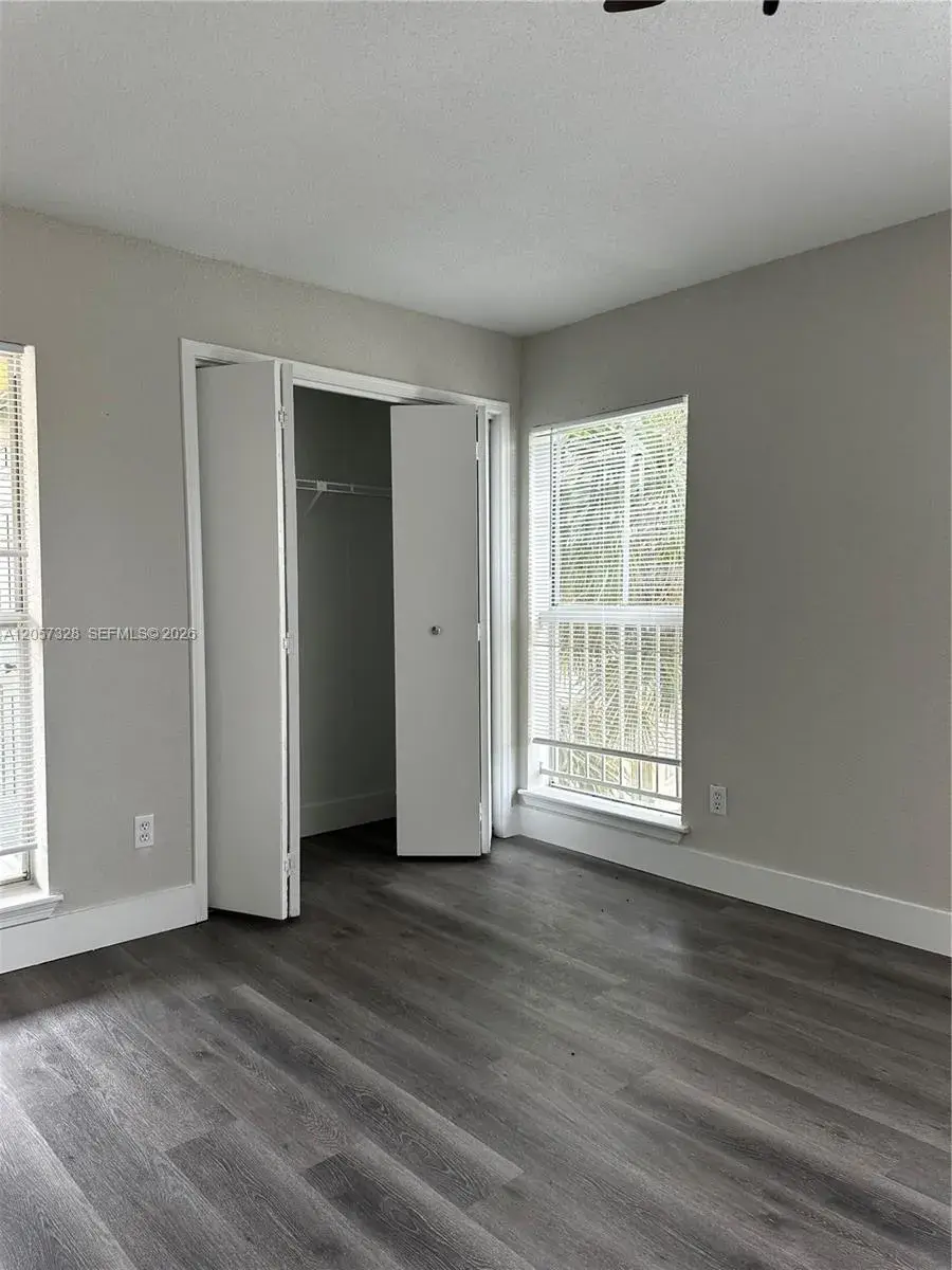 833 Riverside Dr # 831, Coral Springs FL 33071