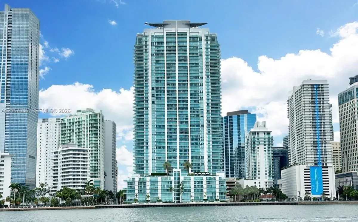 2 bedroom 2 bath Residential for sale at 1331 Brickell Bay Dr # 2801, Miami FL 33131