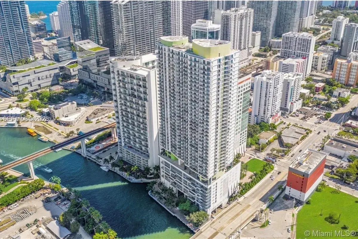 185 SW 7th St # 3600, Miami FL 33130
