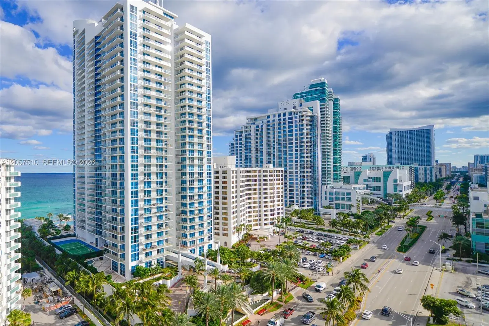 1 bedroom 1 bath Residential for sale at 3000 S Ocean Dr # 1506, Hollywood FL 33019