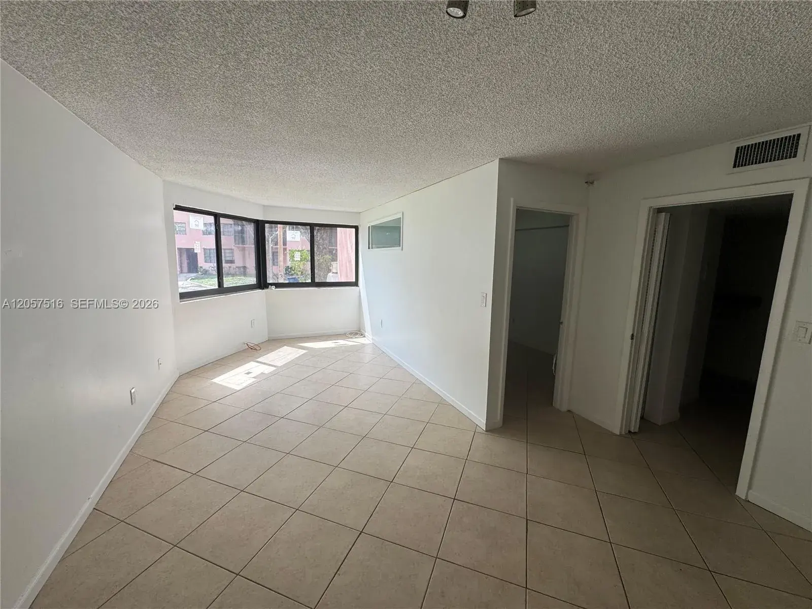 20850 San Simeon Way # 5, Miami FL 33179 photo 4