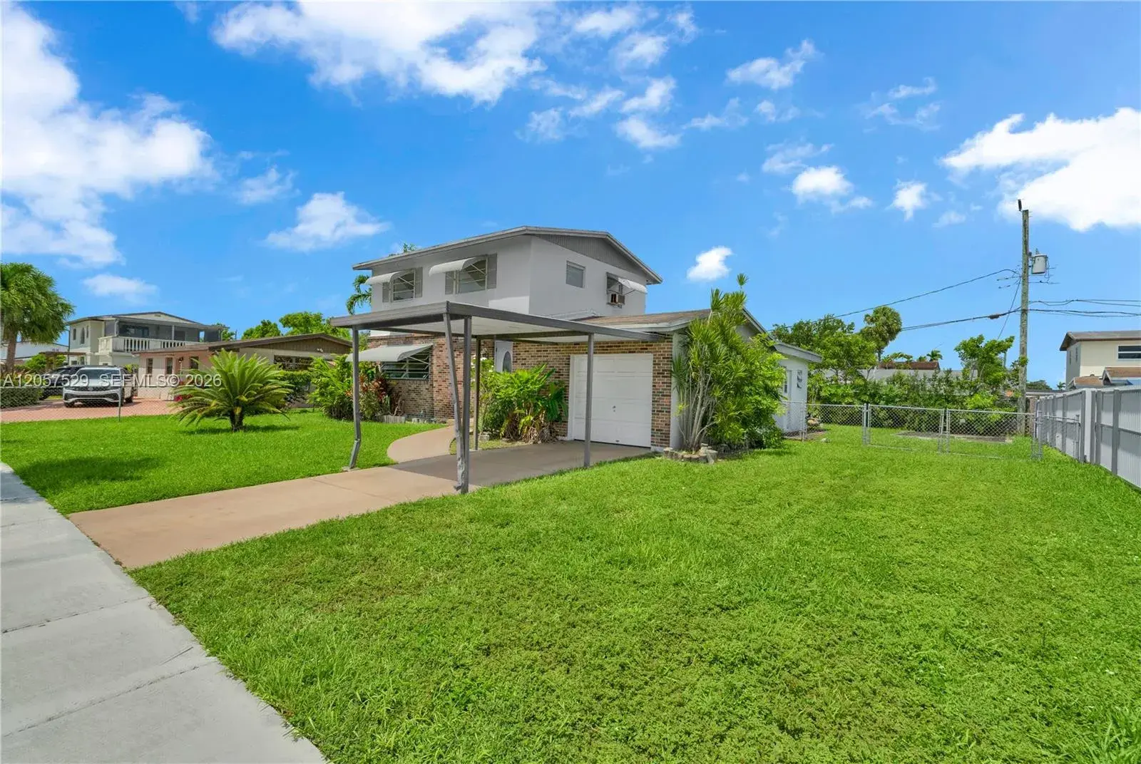 2322 SW 128th Ave, Miami FL 33175